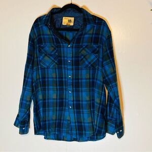 Outback Rider Blue Cotton Plaid Button Up size Men’s M